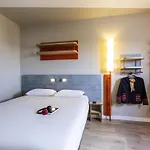 호텔 Ibis Budget Perpignan Nord 리브잘트